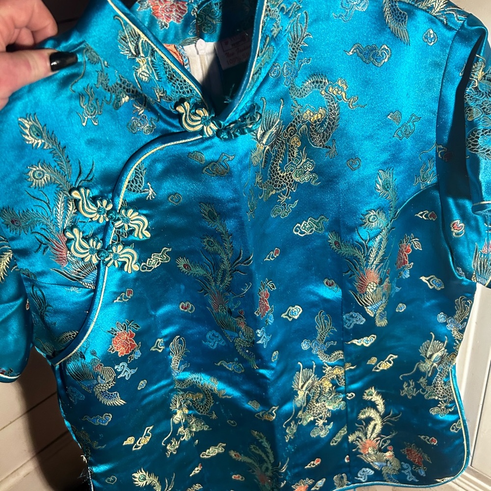 Flawless Size Small turquoise blue all silk Asian style top